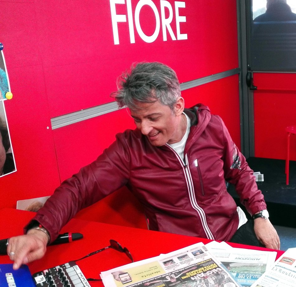 Fiorello rinnova edicola, lunedì torna la rassegna stampa del buonumore su SkyUno e Tv8 