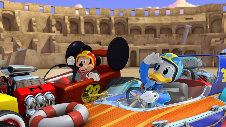 Topolino e amici del rally sfrecciano solo su Disney Junior (disponibile con SkyKids App)