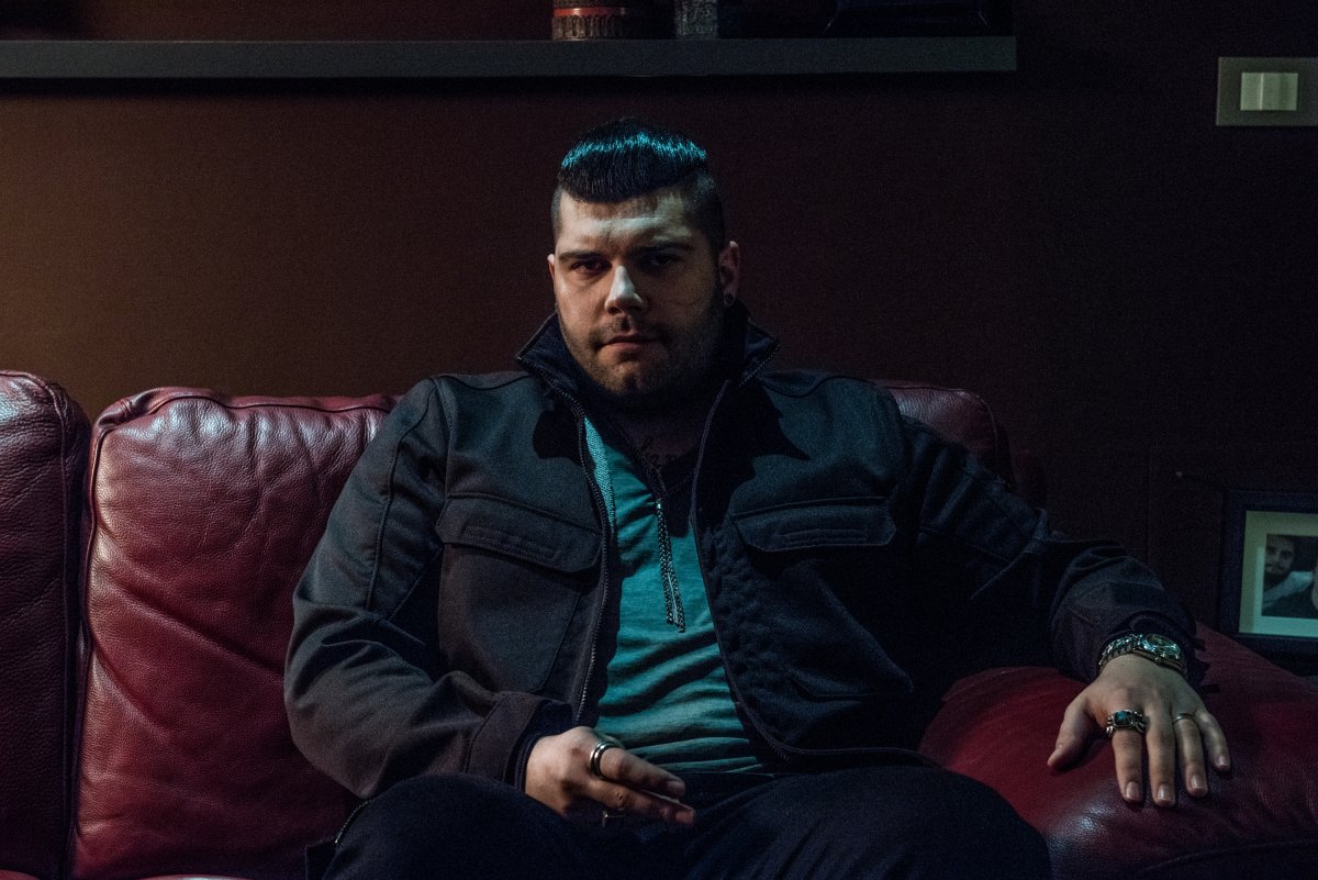 Media 2 milioni nei 7 giorni per i primi episodi #Gomorra3. Ieri in 870 mila davanti a Sky