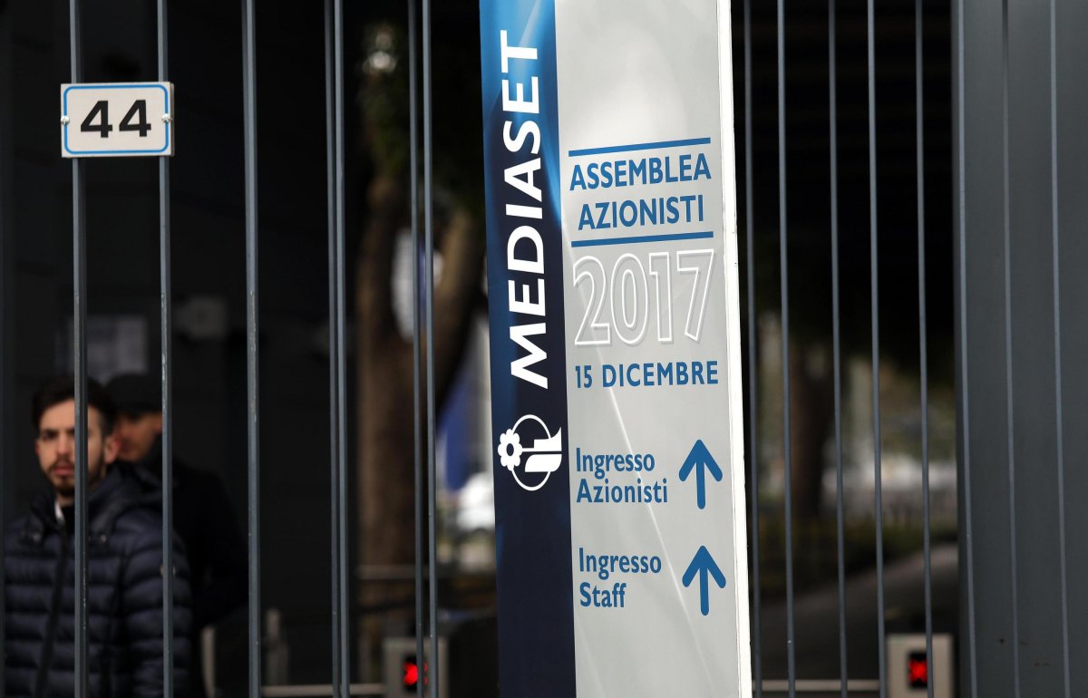  Mediaset blinda cda, Vivendi accosente. Chiesto rinvio udienza Tribunale