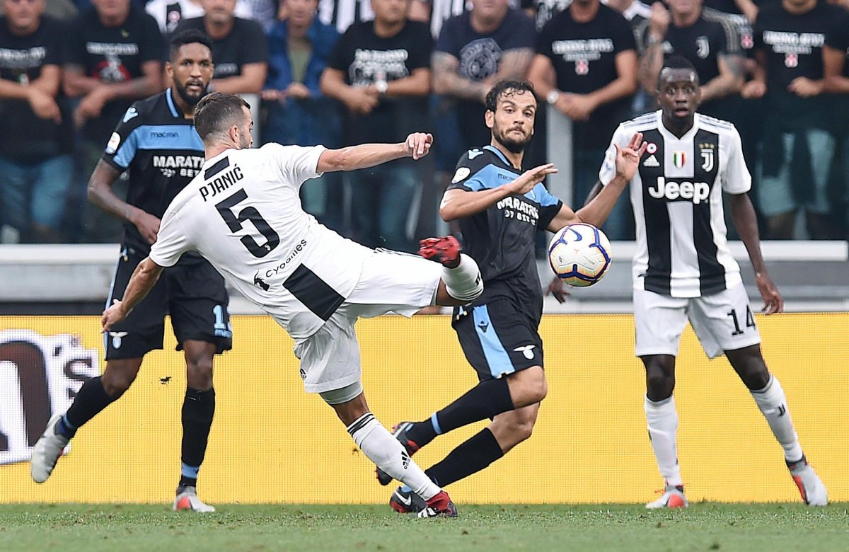 Antitrust, avviate istruttorie nei confronti di Sky e Dazn su Serie A