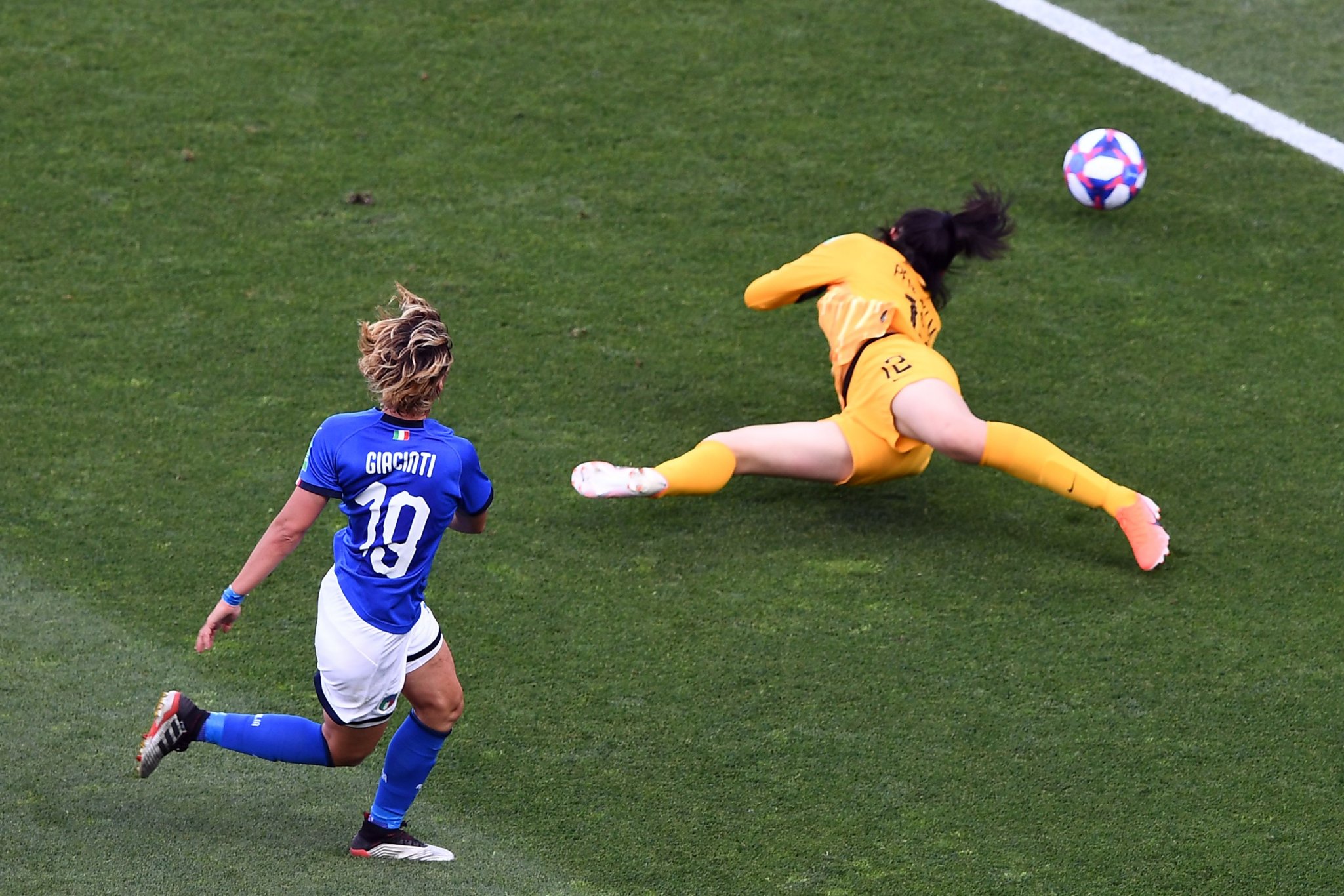 Immagine di Italia continua a sognare davanti alla tv con le #RagazzeMondiali