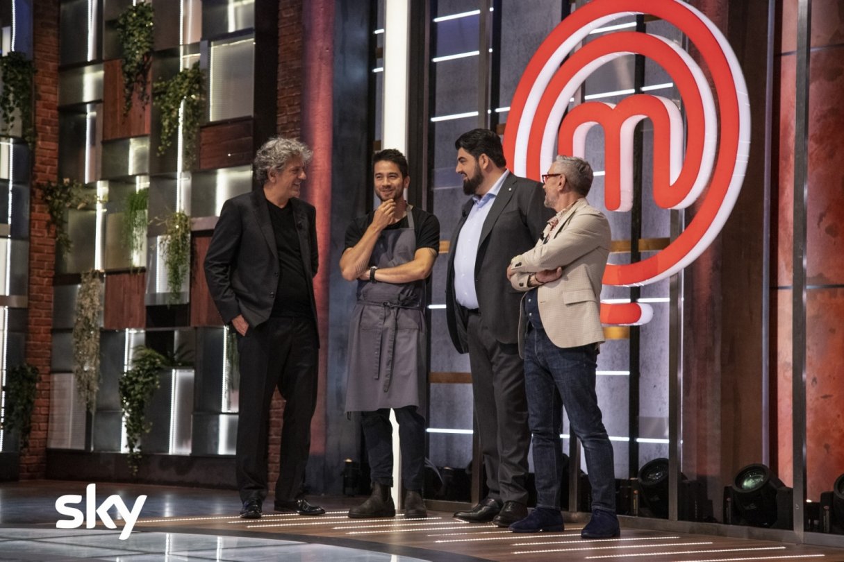 MasterChef Italia su Sky Uno sono rimasti in sette a giocarsi la vittoria