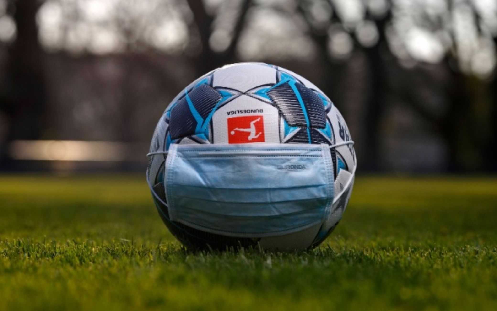 Calcio Estero Sky Sport, torna la Bundesliga! Palinsesto e Telecronisti (16 - 18 Maggio) 