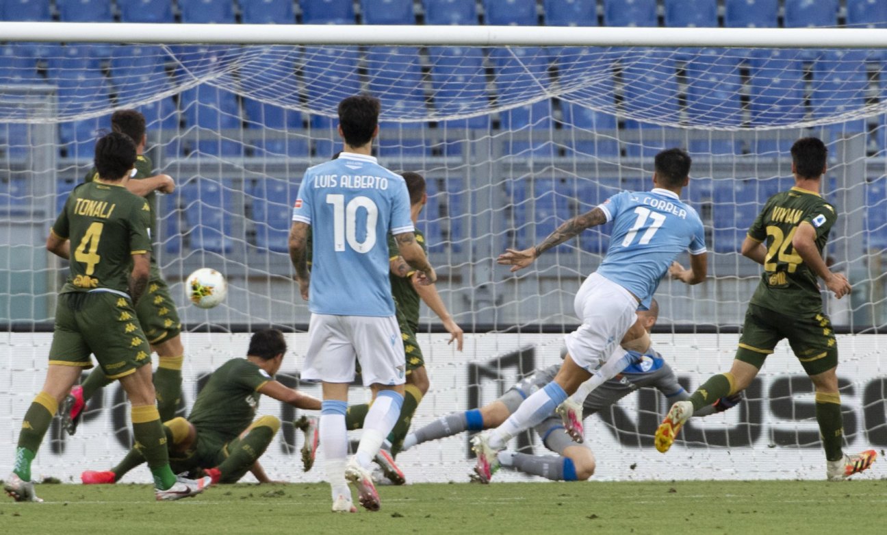 Diritti Tv Serie A al bivio: fondi o gestione autonoma? Club divisi su strategia