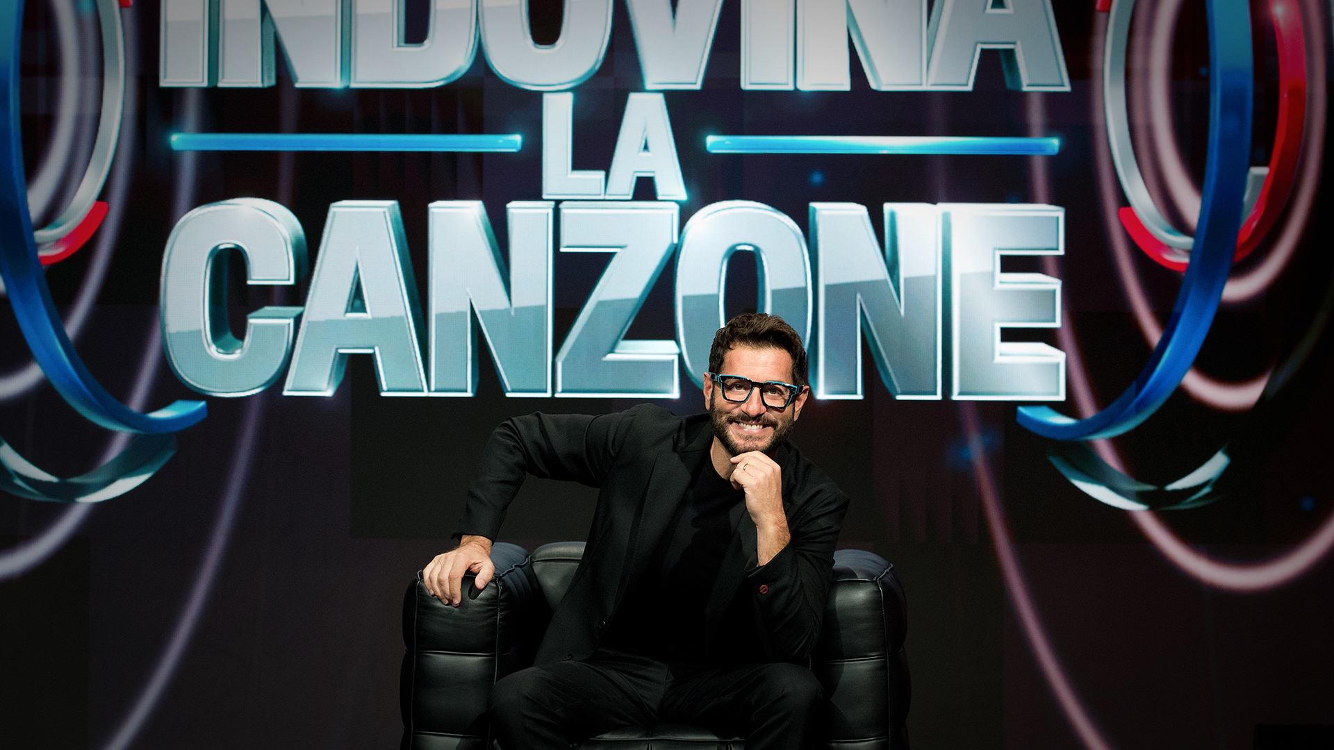 TV8, Name That Tune - Indovina la Canzone con Enrico Papi  