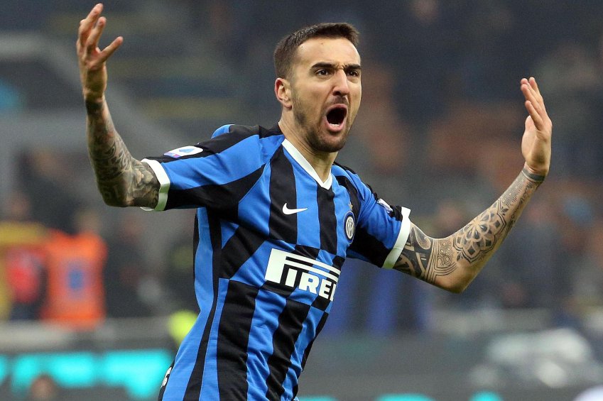 Diritti Tv Serie A 2021 - 2024, lotta a colpi di lettere tra Sky e Dazn