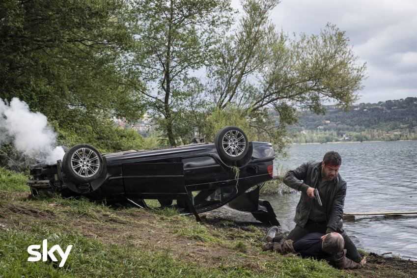 Lunedi 1 Novembre 2021 Sky e Premium Cinema, Ai Confini Del Male