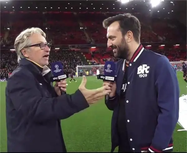 Giancarlo Marocchi a Liverpool con Cesare Cremonini per Sky Sport Champions League