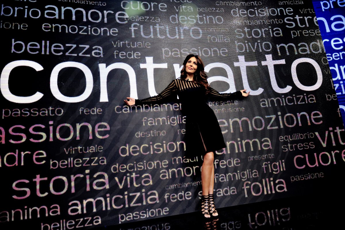 Sabrina Ferilli alla guida di Contratto su Agon Channel. Primo ospite Veltroni