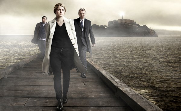 Immagine di Le nuove serie tv su Premium, debutto in chiaro per Alcatraz e Smash - Scopri su Digitale Terrestre