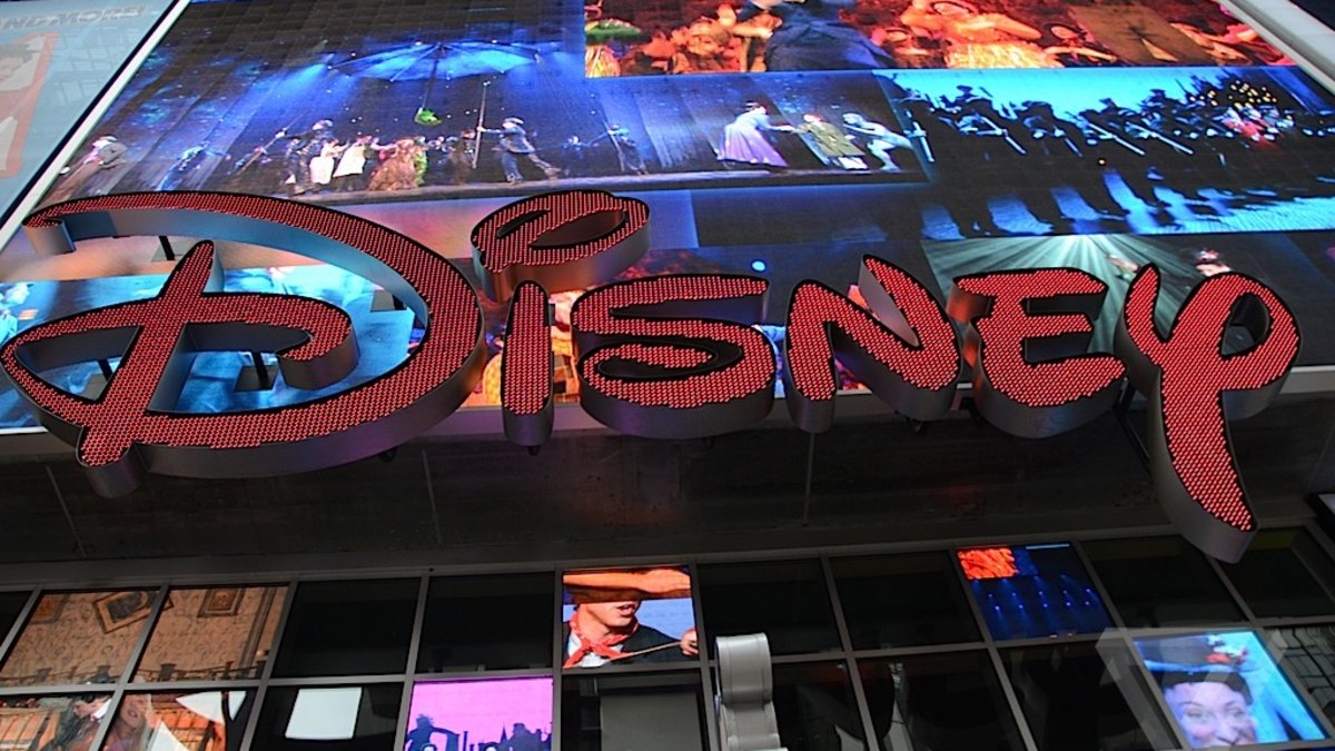 Disney mette insieme Apple e Google, accordo per film su iOS e Android