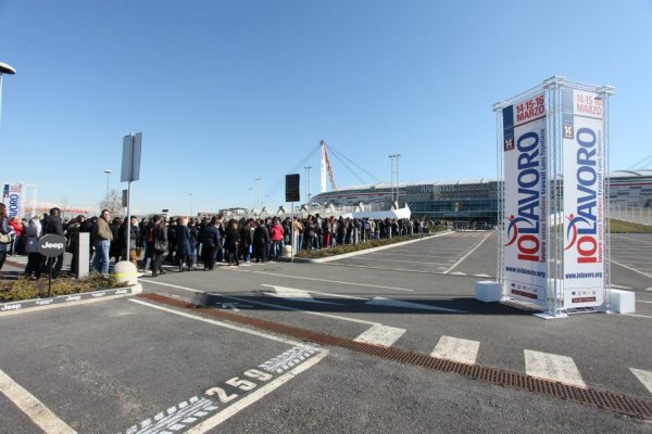 Immagine di Lavoro, i talent e la ricerca di occupazione attraverso la tv