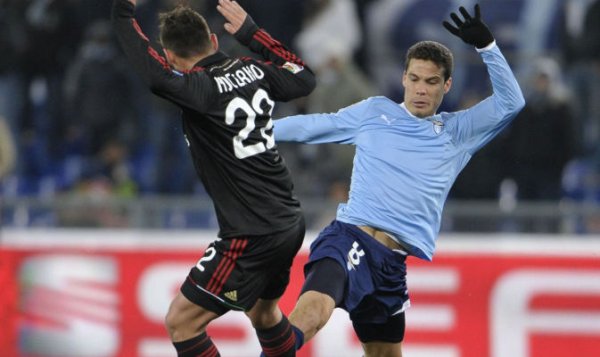 Serie A: oggi in diretta Juventus - Napoli e Lazio - Milan (Sky Sport e Mediaset Premium) Serie A: oggi in diretta Juventus - Napoli e Lazio - Milan (Sky Sport e Mediaset Premium)