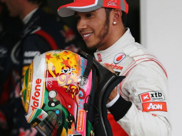 Gp Brasile in diretta su Rai1 (e Rai HD): Vettel o Alonso, il titolo è vostro Gp Brasile in diretta su Rai1 (e Rai HD): Vettel o Alonso, il titolo è vostro