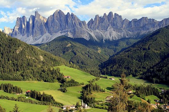Immagine di Sky, Script Lab a Bolzano per scenggiature altoatesine