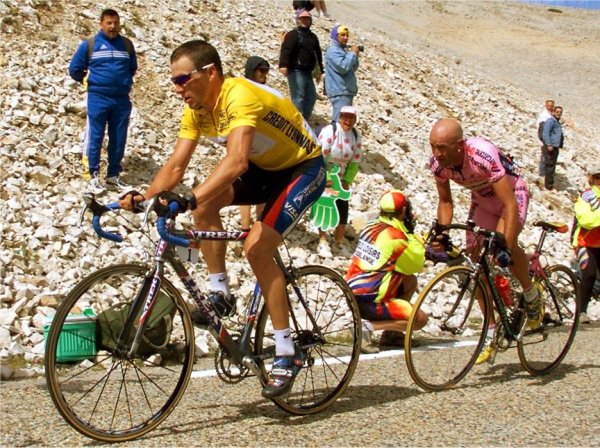 Il ricordo in tv del ciclista Marco Pantani a 10 anni dalla sua scomparsa