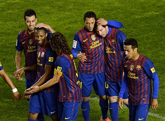 Calcio Estero SKY - Alle 18 Amburgo-Barcellona, stanotte Copa Sudamericana