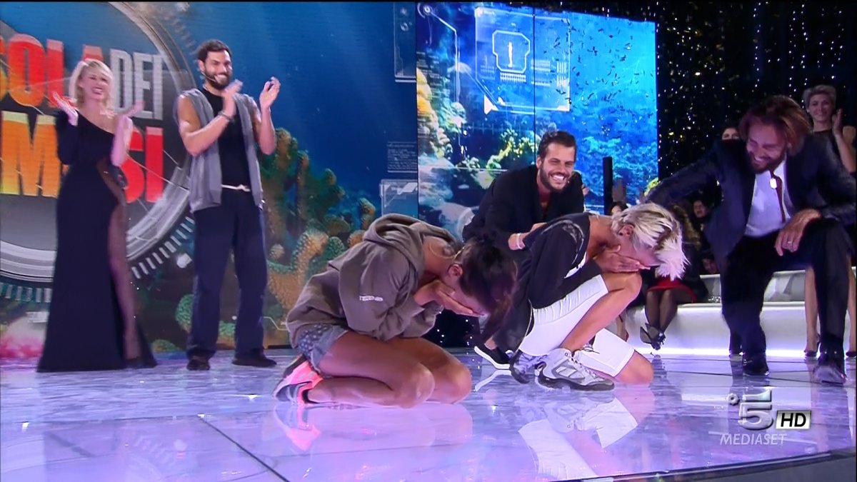 Le Donatella vincono Isola dei Famosi 2015. Secondo Brice Martinet