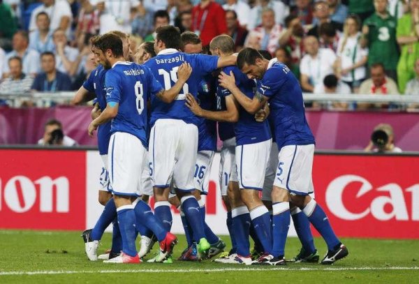 Euro 2012: our dream! Inghilterra-Italia (diretta Rai 1, Rai Sport 1 e Rai HD) Euro 2012: our dream! Inghilterra-Italia (diretta Rai 1, Rai Sport 1 e Rai HD)