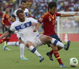 Immagine di Uruguay - Italia e la scelta del telecronista per Rai Sport e Sky Sport - Scopri su Sport
