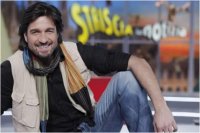 Immagine di Aggredita troupe di Striscia la Notizia. Edoardo Stoppa finisce in ospedale