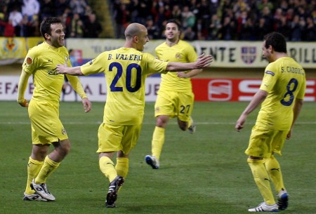 Europa League semifinale andata - Porto vs Villarreal su Rete 4 (ore 21.05) Europa League semifinale andata - Porto vs Villarreal su Rete 4 (ore 21.05)