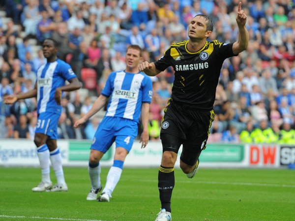 Calcio Estero SKY - Il Chelsea anticipa col Reading a causa della Supercoppa Immagine nel testo correlata a: Calcio Estero SKY - Il Chelsea anticipa col Reading a causa della Supercoppa