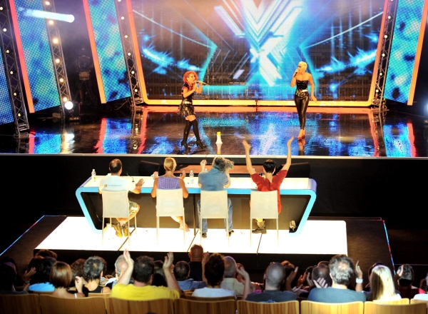 Sky Uno, grande successo per le audizioni in pubblico di X-Factor 5 Sky Uno, grande successo per le audizioni in pubblico di X-Factor 5