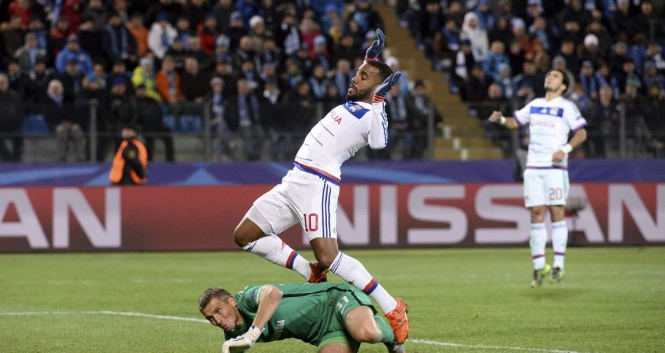 Calcio Estero Premium Mediaset - Programma e Telecronisti 23 - 25 Ottobre - immagine di copertura per i programmi TV