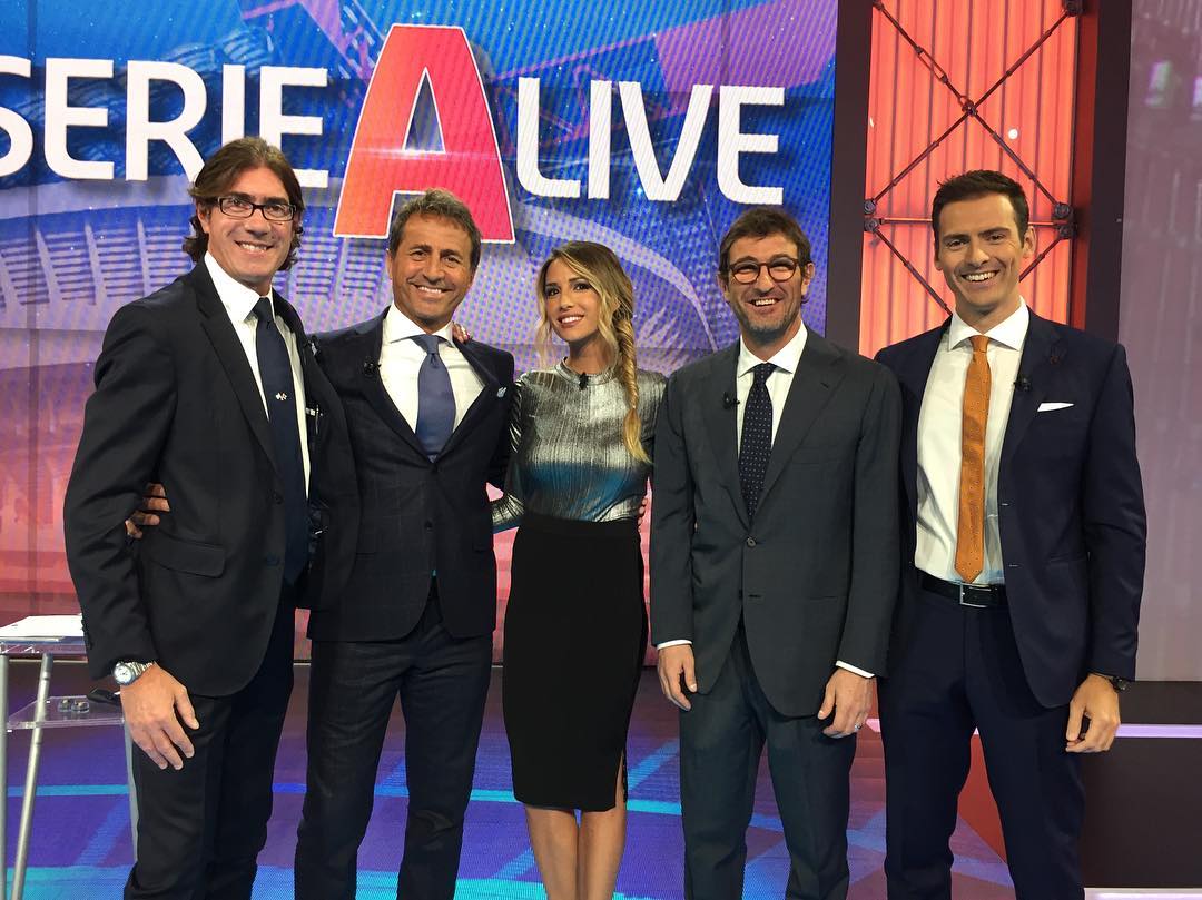 Foto - Serie A Premium Sport Diretta 11a Giornata - Palinsesto e Telecronisti Mediaset