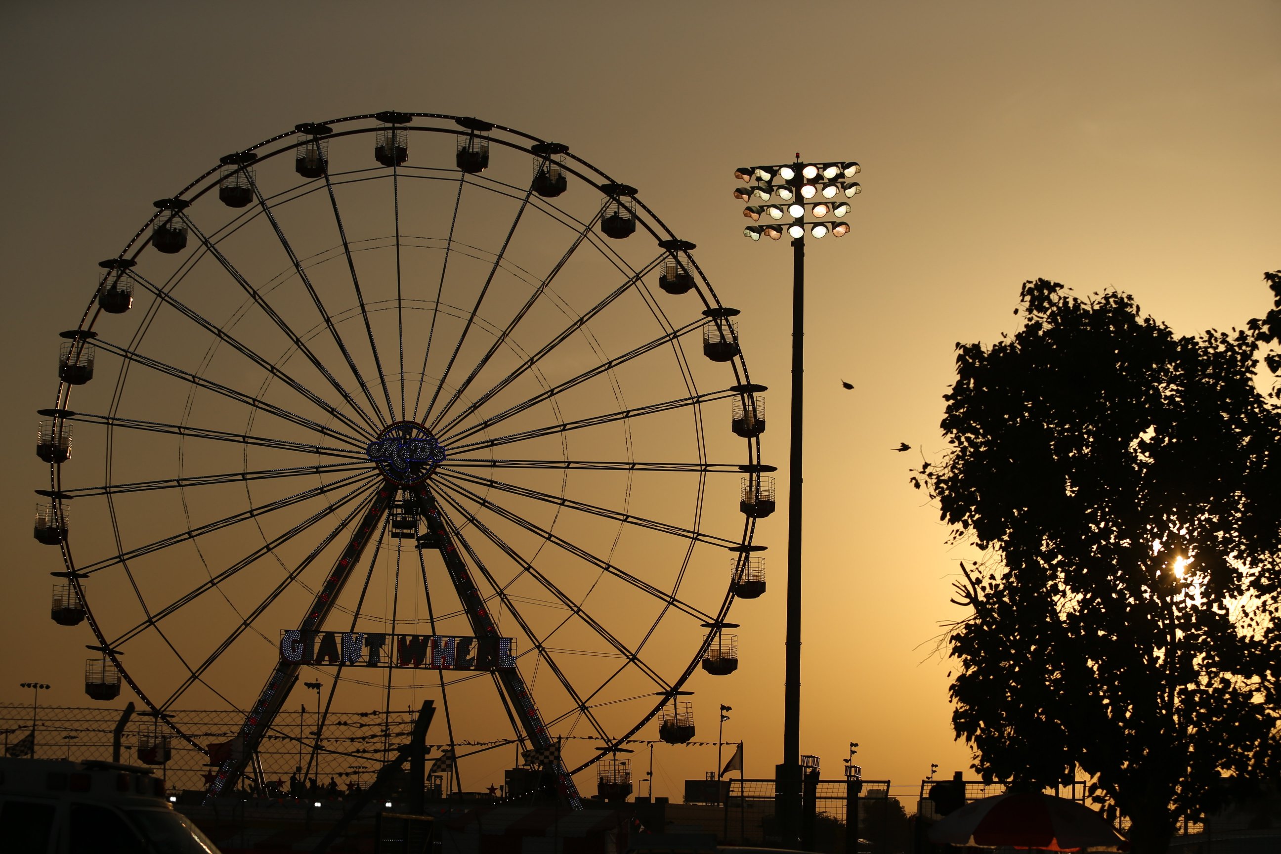 Foto - Sky Sport F1, Diretta Esclusiva Gp Bahrain (28 - 31 Marzo). In chiaro differita TV8