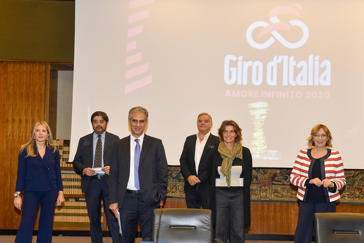 Sabato Rai Sport, Palinsesto 3 Ottobre 2020 | 103esimo Giro Italia 1a Tappa  - immagine di copertura per i programmi TV