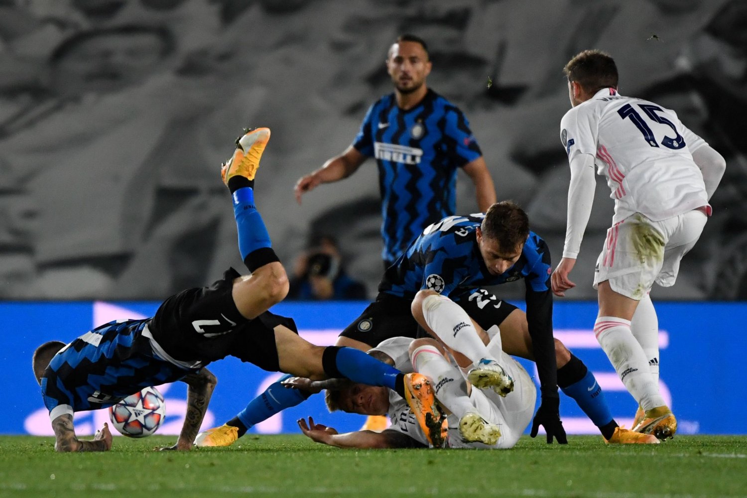 Calcio Estero DAZN, Ligue 1 e La Liga Spagnola dal 6 al 9 Novembre - immagine di copertura per i programmi TV