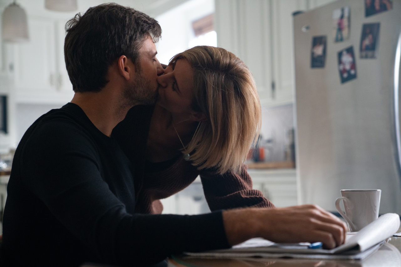 Domenica 8 Novembre 2020 Sky e Premium Cinema, Lo stalker della stanza accanto - immagine di copertura per i programmi TV