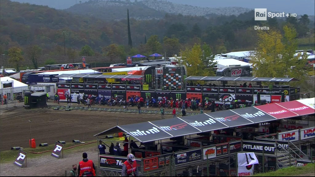 Domenica Rai Sport, 8 Novembre 2020 | Ciclocross, MotoCross, Volley, Basket - immagine di copertura per i programmi TV