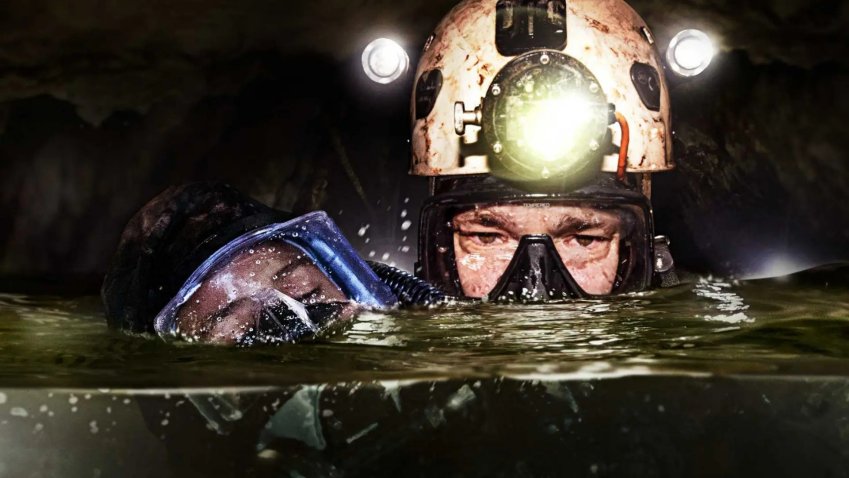 Sabato 10 Luglio 2021 Sky e Premium Cinema, The Cave - Acqua alla gola - immagine di copertura per i programmi TV