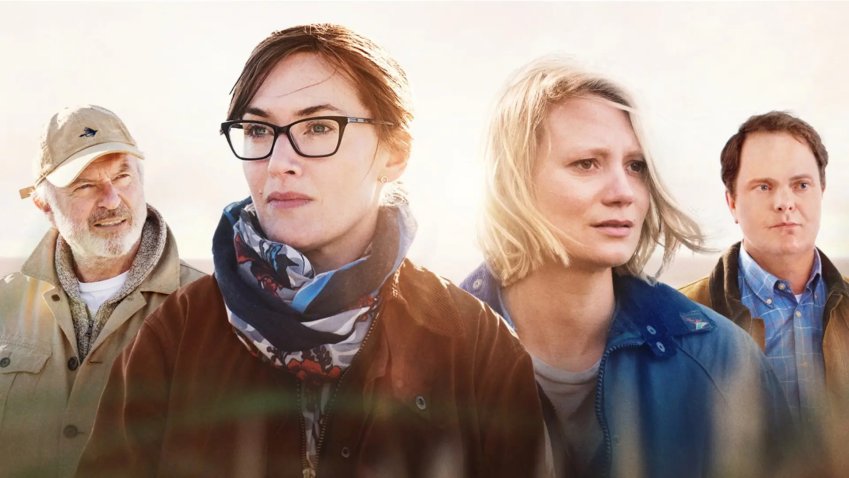 Lunedi 26 Luglio 2021 Sky e Premium Cinema, BlackBird - L'ultimo abbraccio - immagine di copertura per i programmi TV