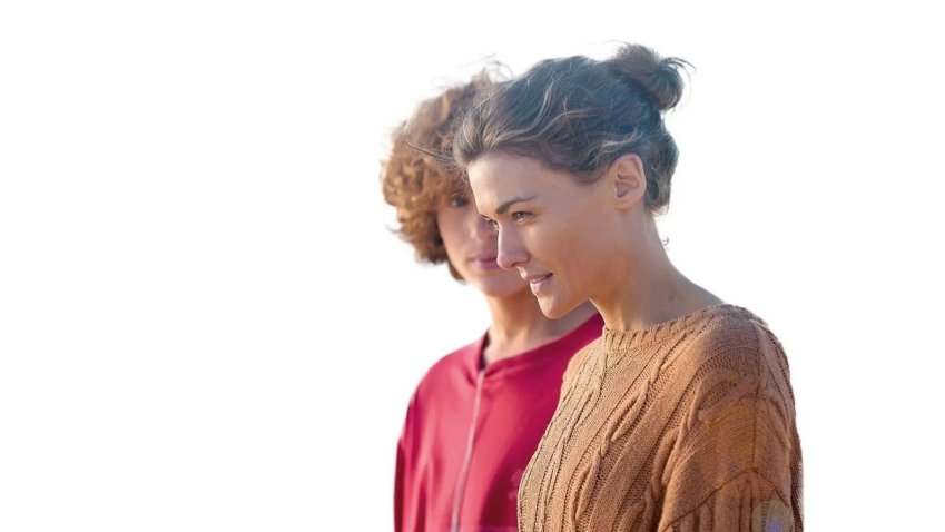 Domenica 5 Settembre 2021 Sky e Premium Cinema, Madre - immagine di copertura per i programmi TV