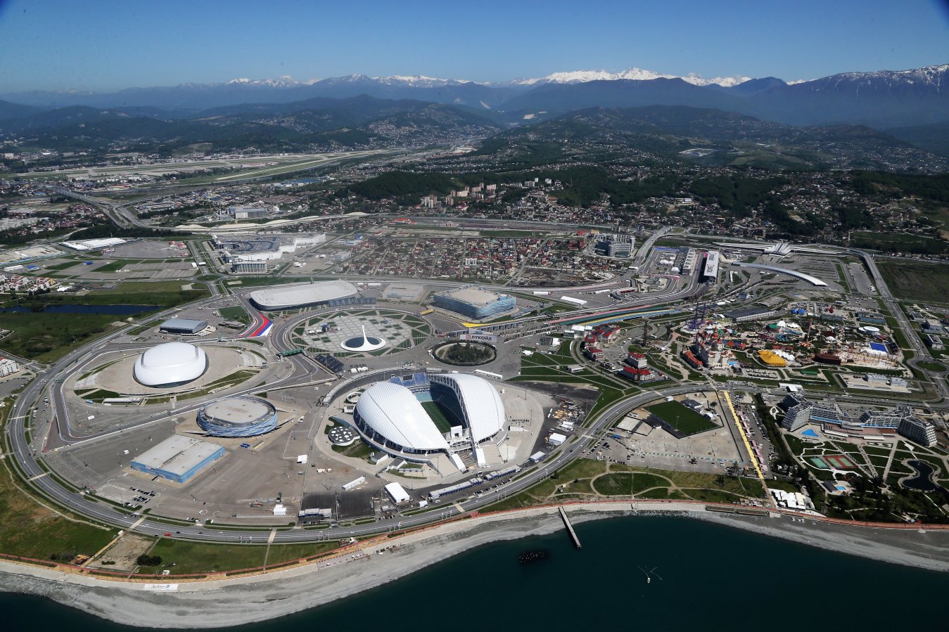 F1, GP Russia 2021 in diretta su Sky Sport e in streaming NOW (differita TV8)  - immagine di copertura per i programmi TV