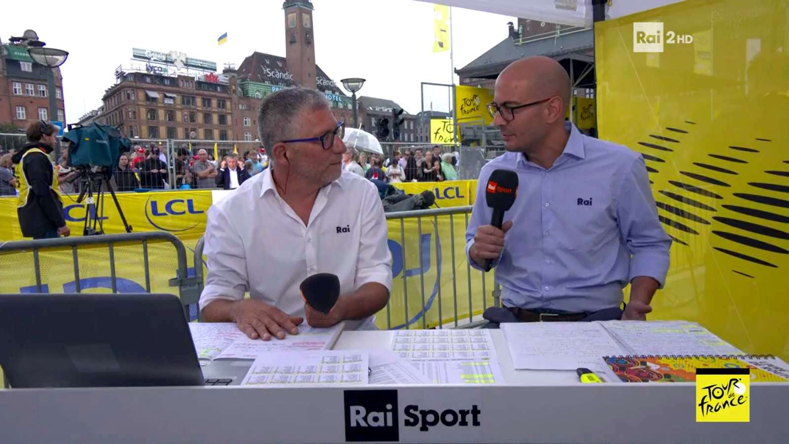 Foto - Sabato Rai Sport (Web e Play), 2 Luglio 2022 | diretta Tour de France, Tuffi, Giro Donne, Pallanuoto