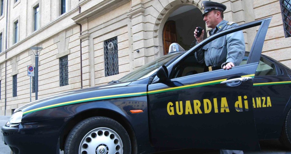 Immagine di Operazione Pirate on Demand, Gdf oscura siti che facevano accedere illegalmente a canali tv - Scopri di più su Economia