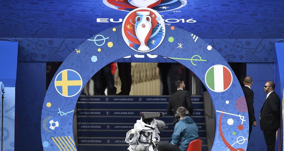 Rai e Uefa prossime ad accordo per diritti tv Europei di Calcio 2020