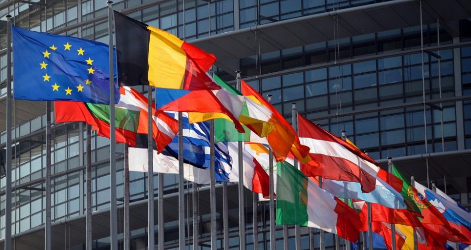 UE raccomanda azioni contro la pirateria online degli eventi sportivi in diretta