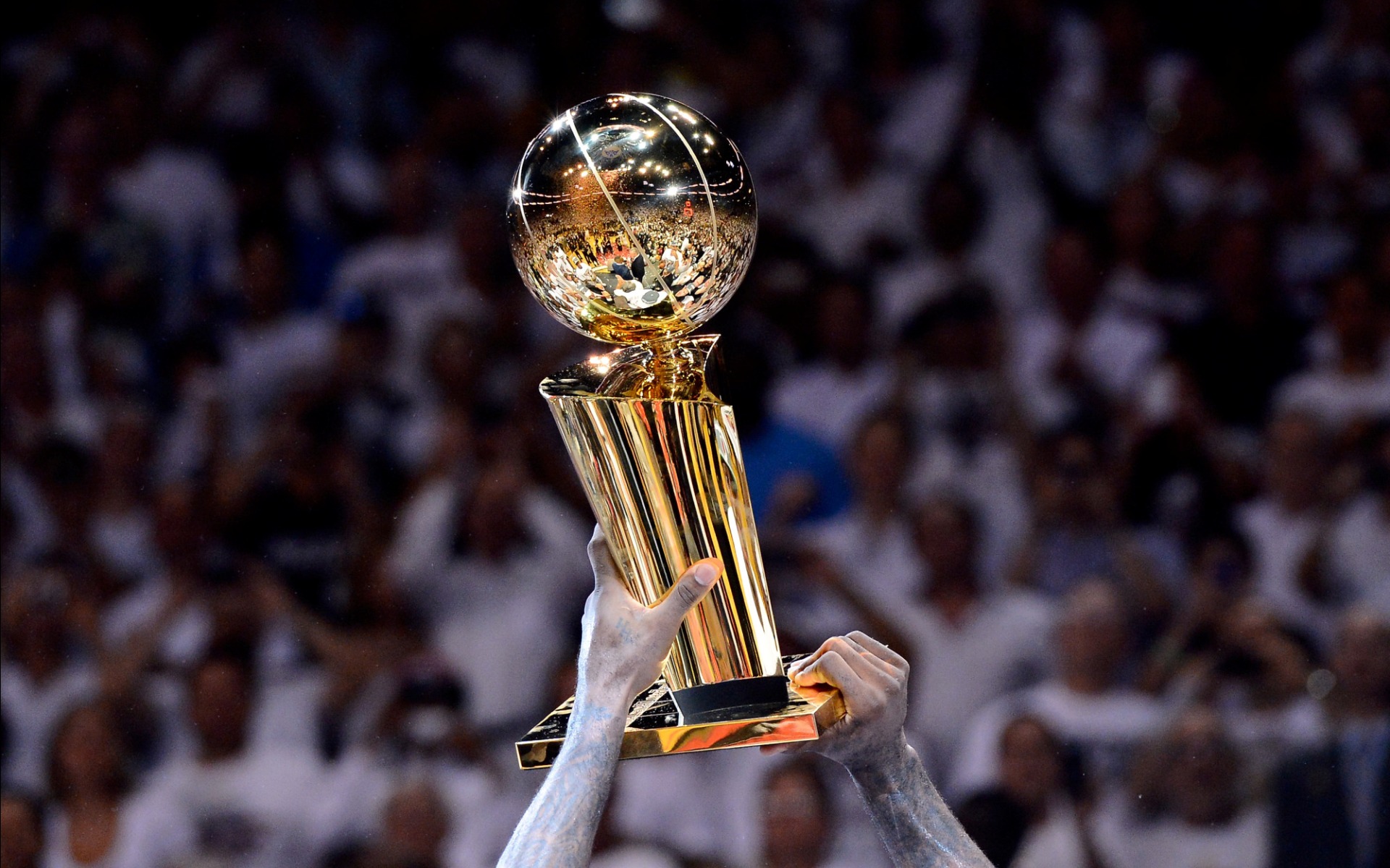 Immagine di NBA Finals 2021, Phoenix Suns - Milwaukee Bucks su Sky Sport e NOW - Scopri di più su Sky Italia