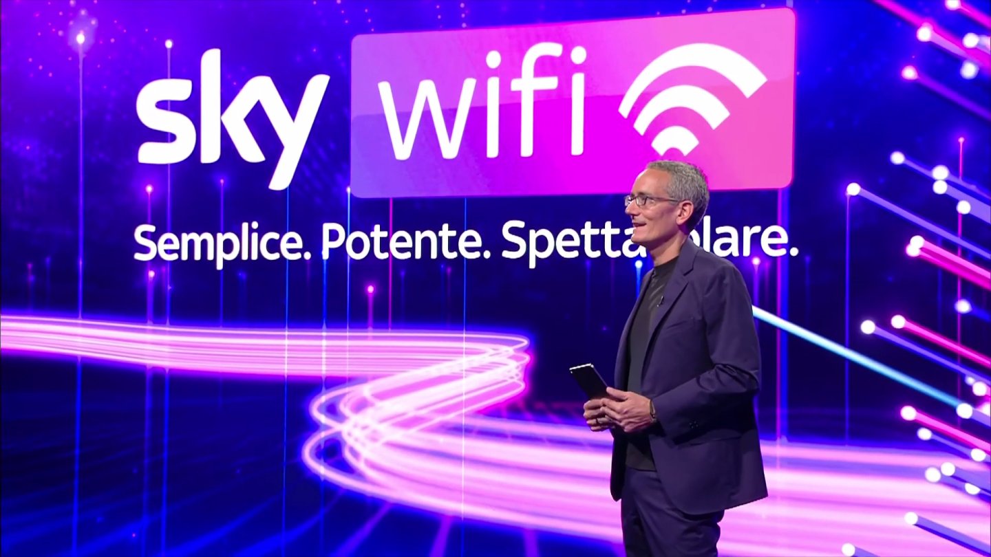Immagine di Sky Italia, si dimette ad Maximo Ibarra. Resterà in azienda fino a fine Luglio - Scopri di più su Sky Italia