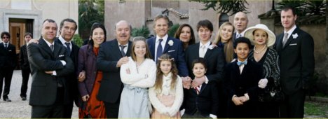 Immagine di Medico in Famiglia 6, tornano su RaiUno le avventure della famiglia Martini - Scopri di più su Televisione
