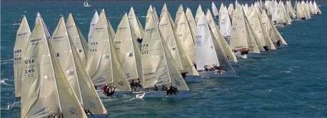 Immagine di America's Cup: Bmw v Oracle (La7, Sportitalia, Eurosport, Dahlia, Rai Sport) - Scopri di più su Sport