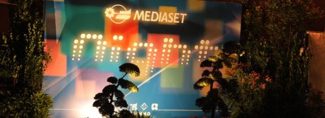 Immagine di Mediaset Night - in diretta web il red carpet della ''Notte dei Palinsesti'' - Scopri di più su Televisione