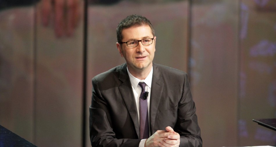 Visualizza: Fazio: ''Il mio Rischiatutto senza retorica. Su Rai3 nel 2016, priorità rispettare Mike'' su Digital-News.it Immagine di Fazio: ''Il mio Rischiatutto senza retorica. Su Rai3 nel 2016, priorità rispettare Mike'' - Scopri di più su Televisione